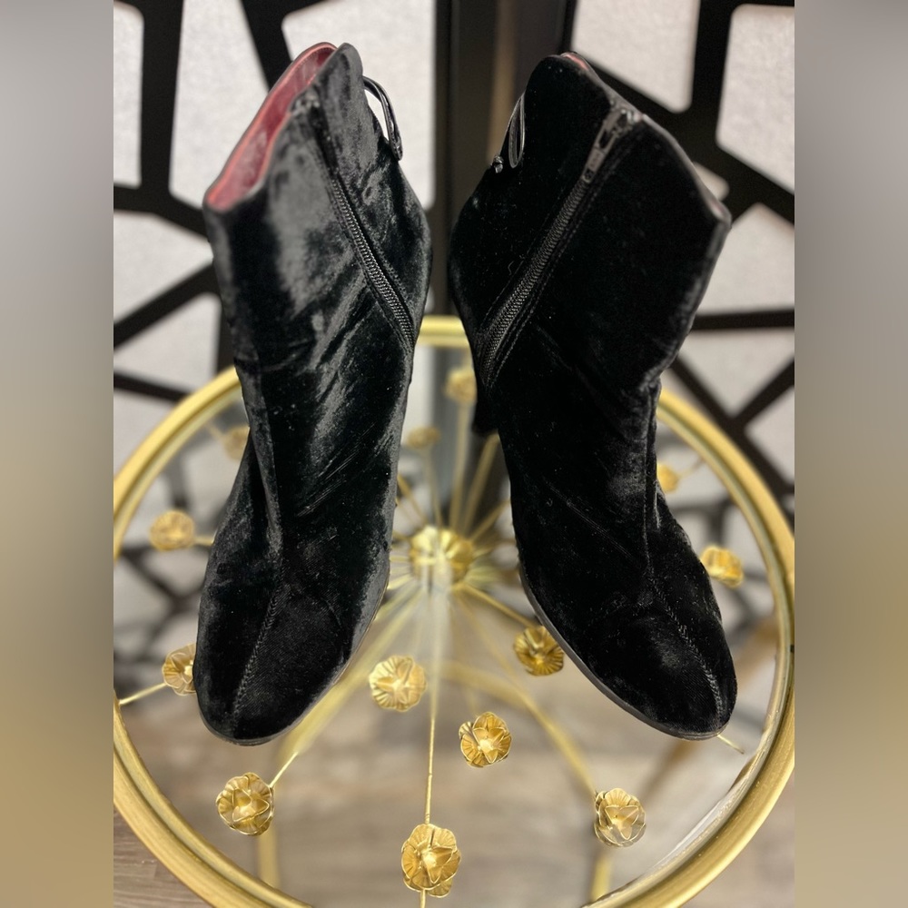 Dani Black velvet booties